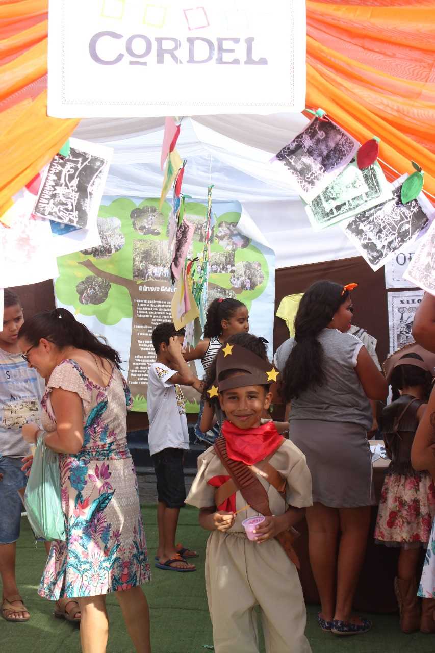 Feira Literária Camacan